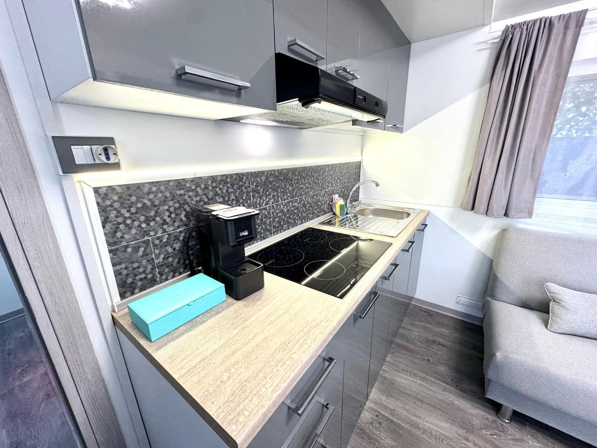 Luxury Caravan At Union Lido カヴァッリーノ・トレポルティ エクステリア 写真