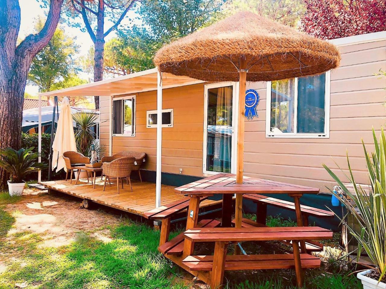 Luxury Caravan At Union Lido カヴァッリーノ・トレポルティ エクステリア 写真