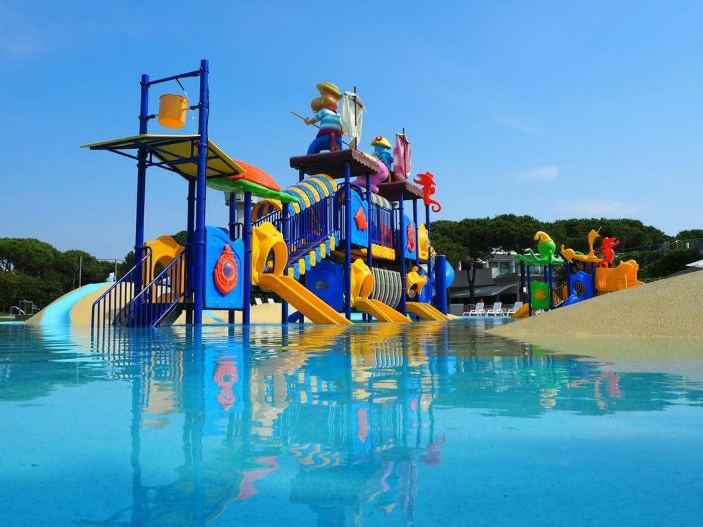 Luxury Caravan At Union Lido カヴァッリーノ・トレポルティ エクステリア 写真